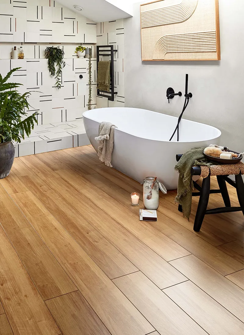 Chene Brushed & Lacquered Engineered Oak